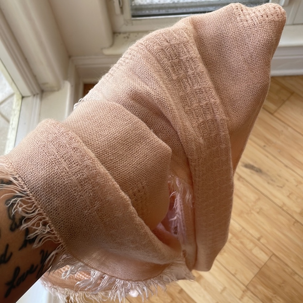 PINK INFINITY SCARF - Picture 4 of 5